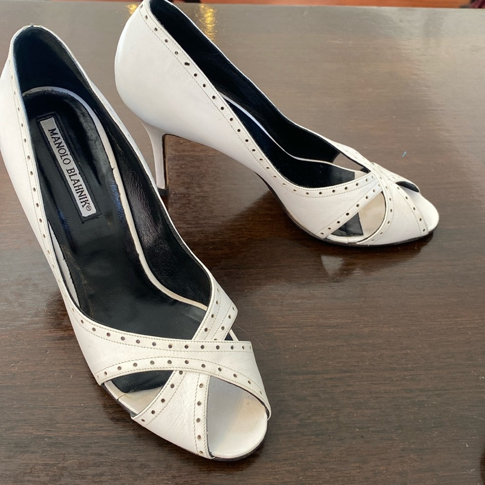 Manolo Blahnik White Leather Heel Sz 39